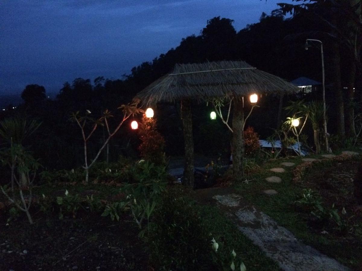 Апартаменты Bali Tree House Pelangi Бедугул Экстерьер фото