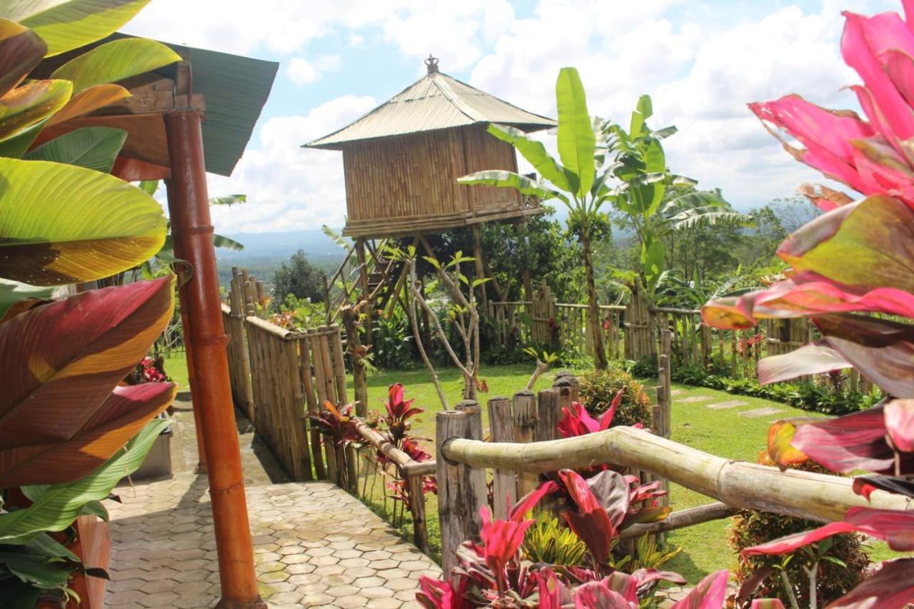 Апартаменты Bali Tree House Pelangi Бедугул Экстерьер фото