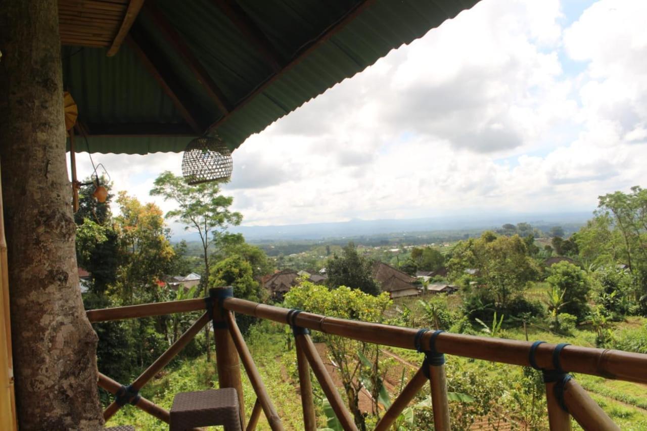 Апартаменты Bali Tree House Pelangi Бедугул Экстерьер фото