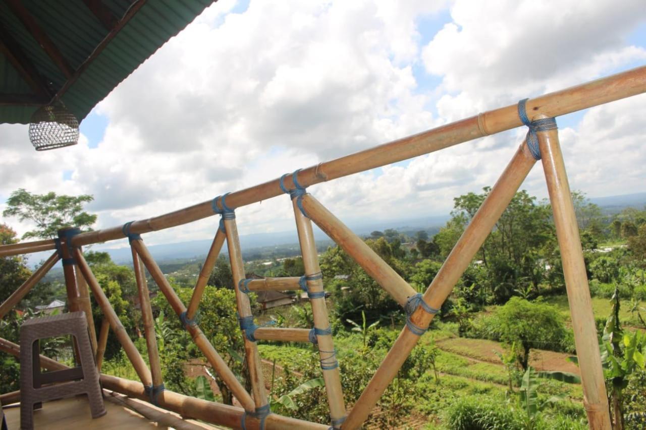 Апартаменты Bali Tree House Pelangi Бедугул Экстерьер фото