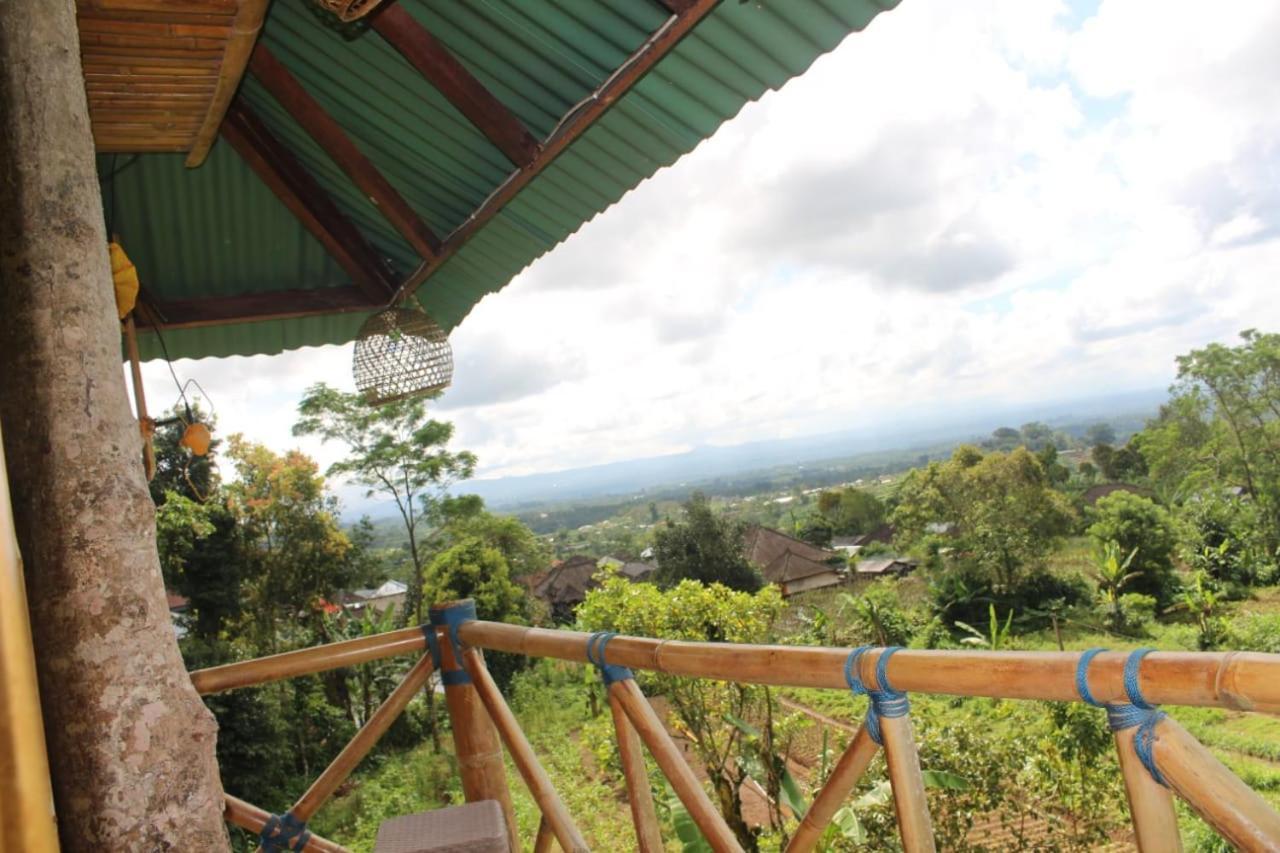 Апартаменты Bali Tree House Pelangi Бедугул Экстерьер фото